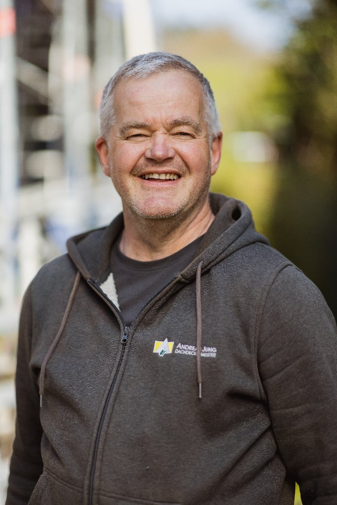 Volker H.
