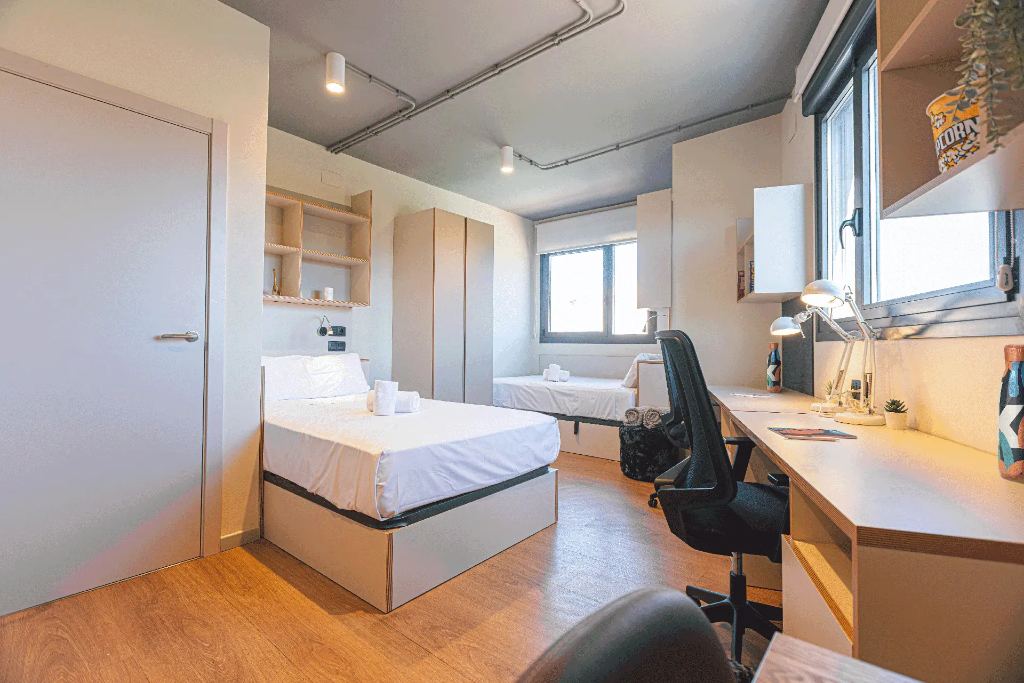 Double Studio 8