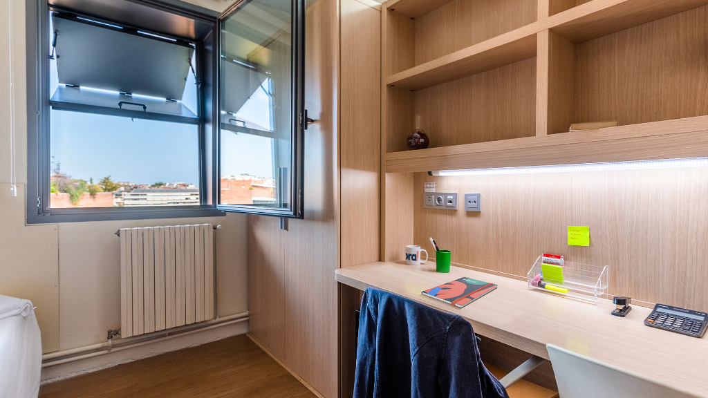 Quarto duplo 6