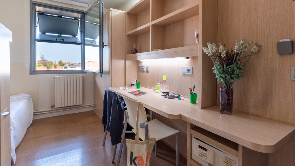 Quarto duplo 5
