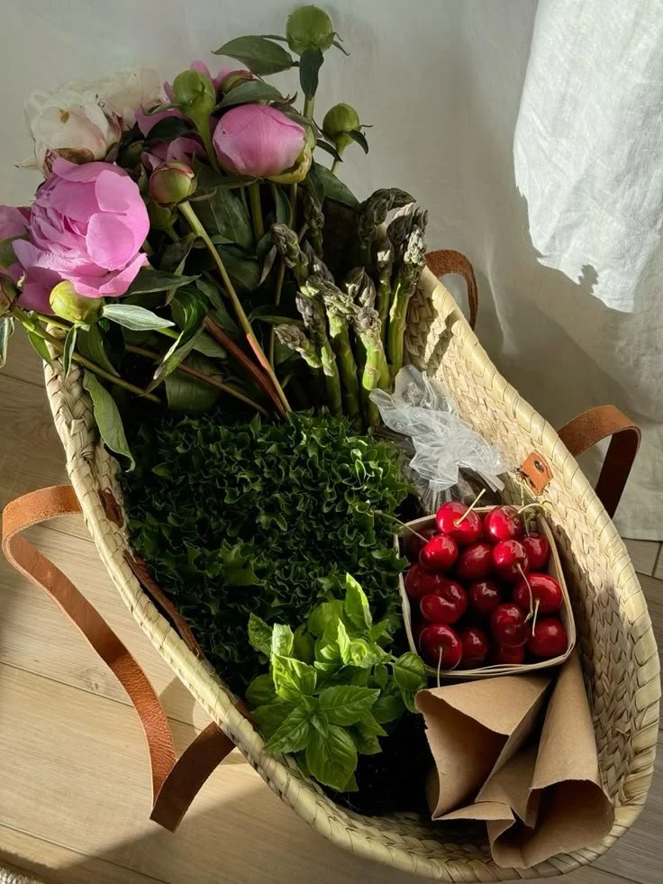Fall Farm Girl Market — November 1