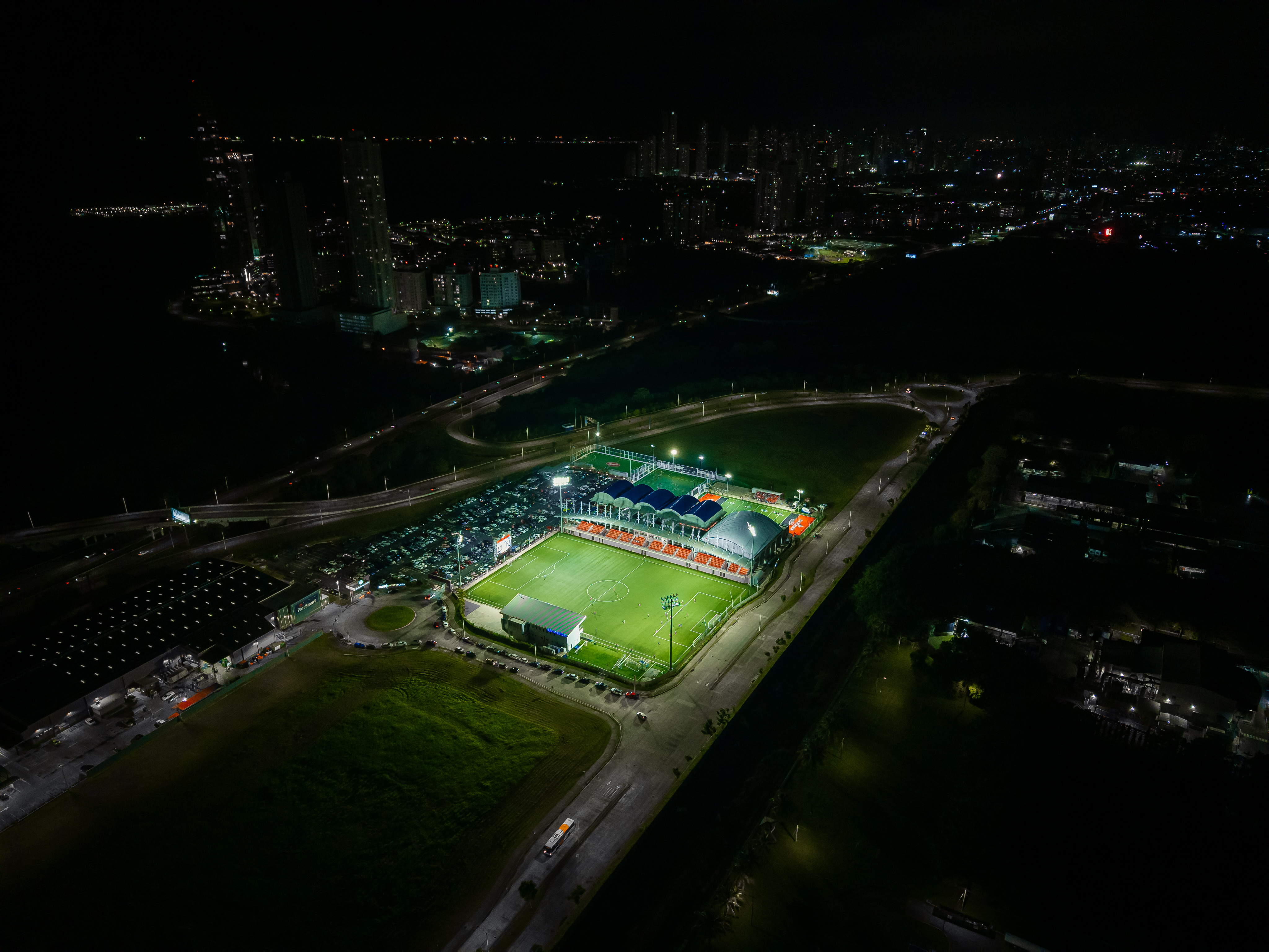 COS Sports Plaza
