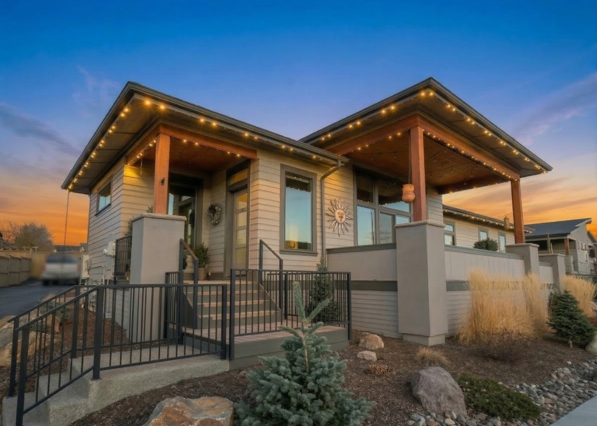 Cindy Cadotte's home with Lux Outdoor Smart Lighting installed