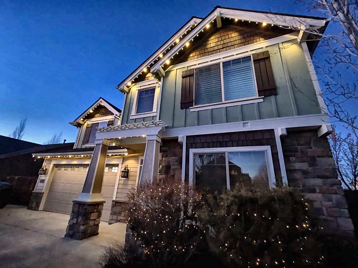 Matthew Tompkins's home with Lux Outdoor Smart Lighting installed