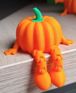 Pumpkin Shelf Buddy