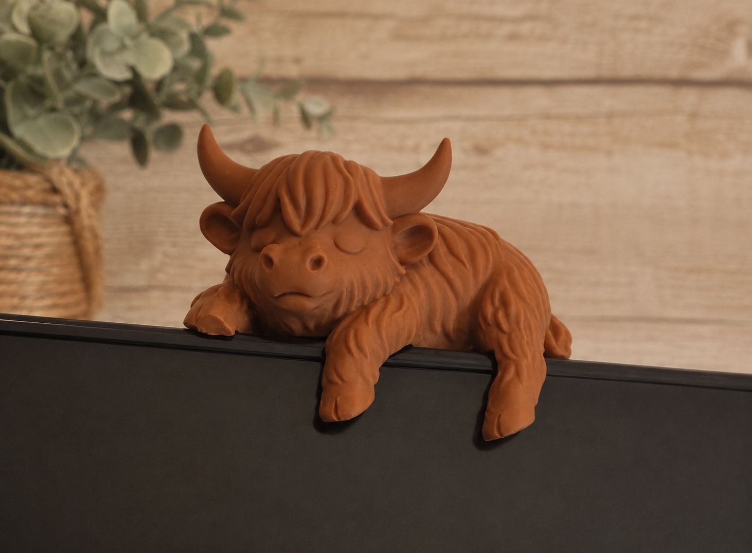 Highland Cow Desk Buddy