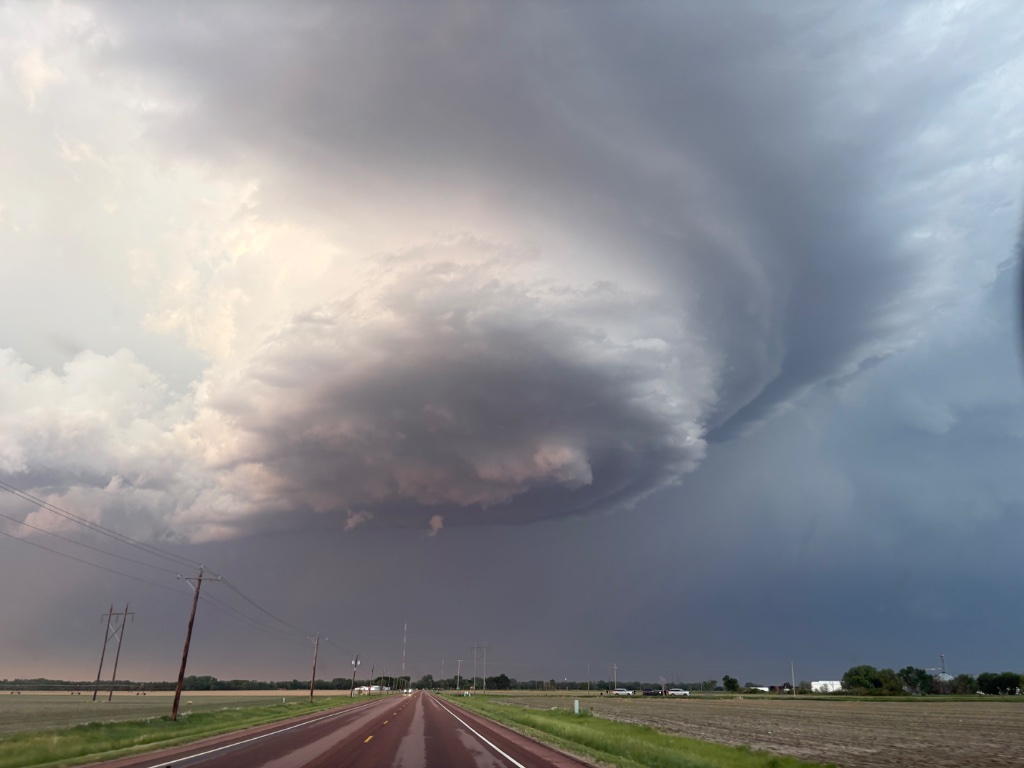 Massive supercell structure from the road