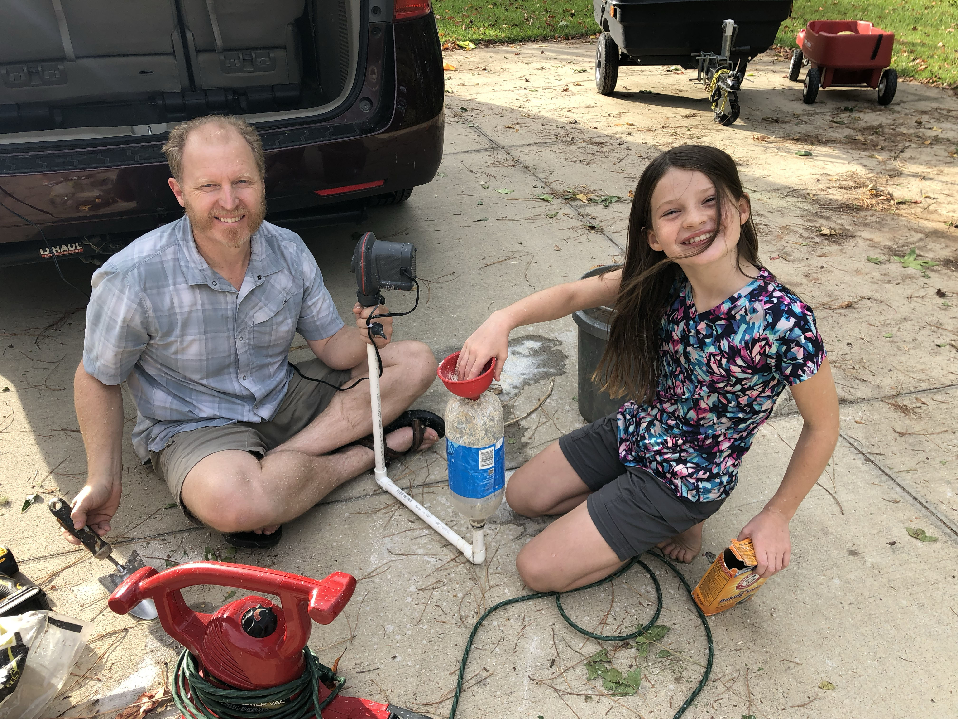 Outreach: Volcano experiment on the driveway