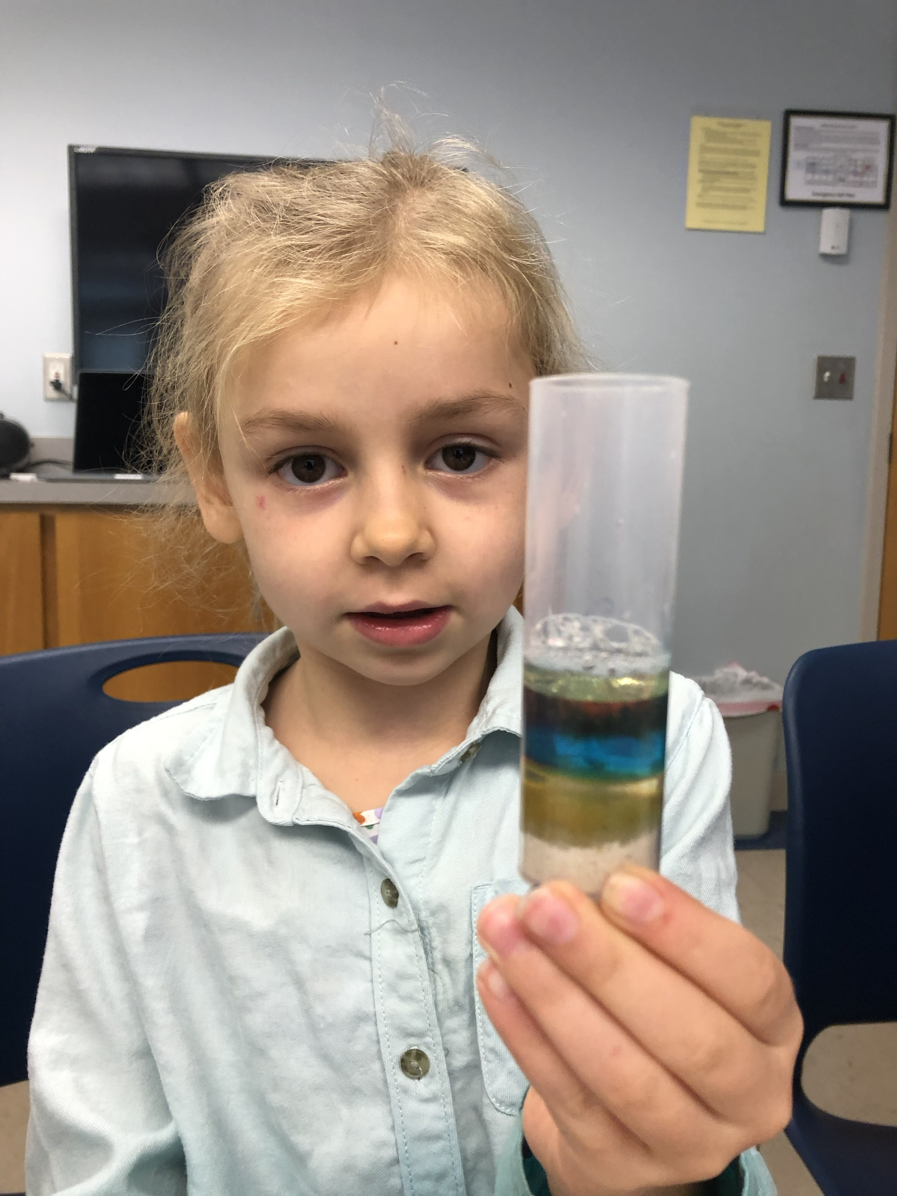 Outreach: Layered sediment column experiment
