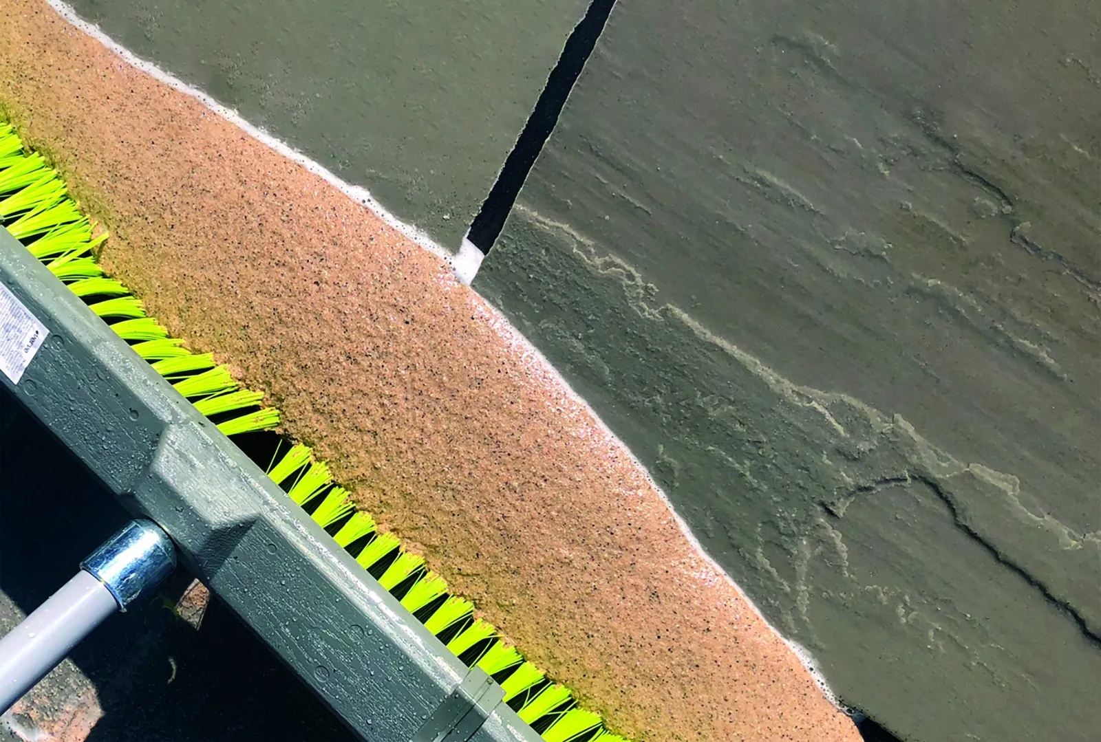 ResiDual brush application