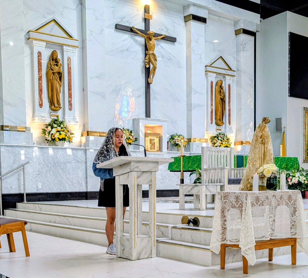 Leading the Rosary