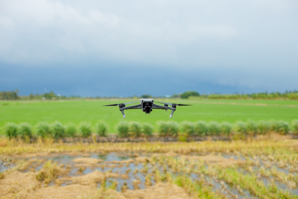 Agriculture & Environmental Monitoring