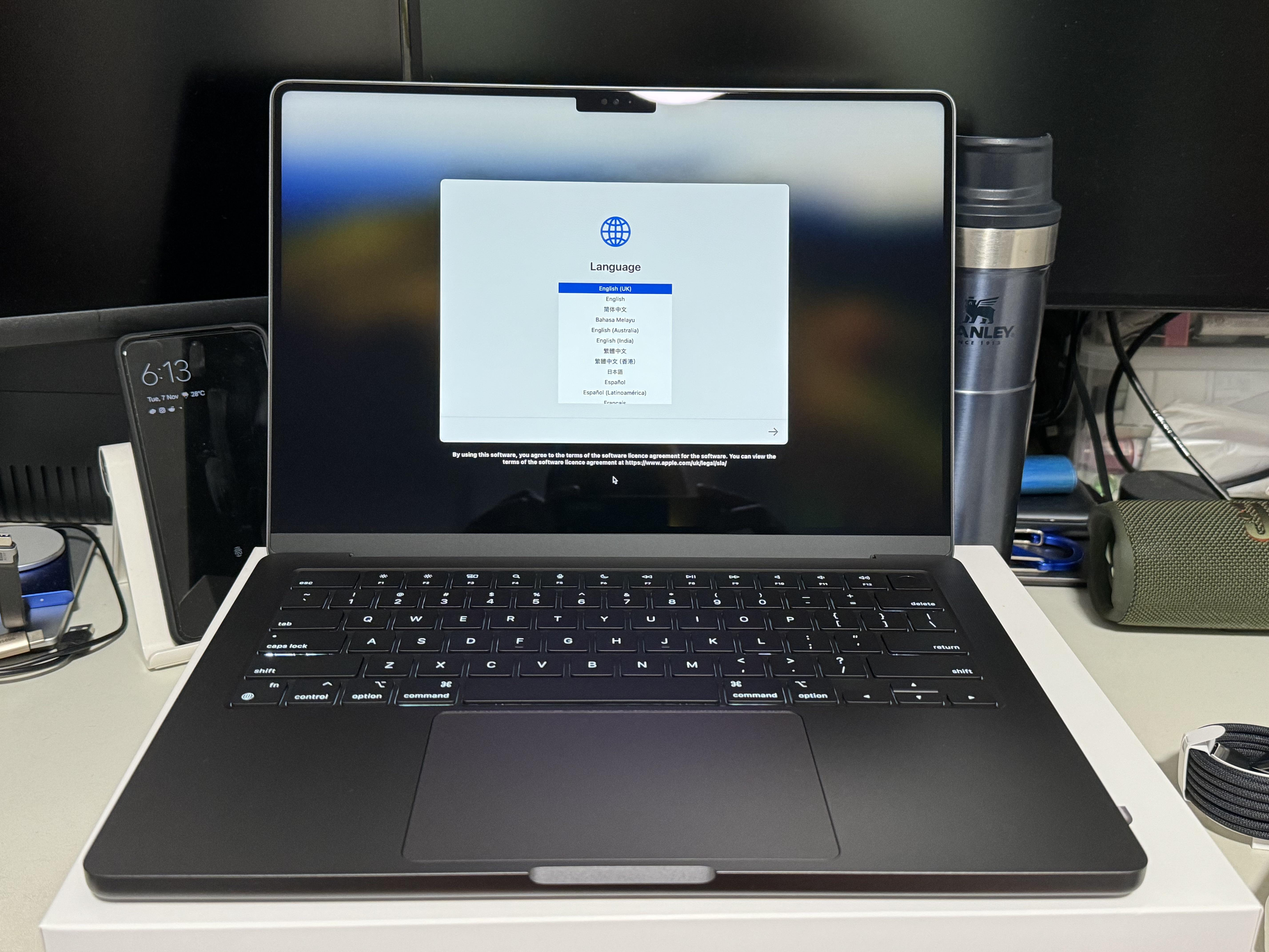 MacBook Pro with M3 Max chip  14-inch 1TB/36GB RAM