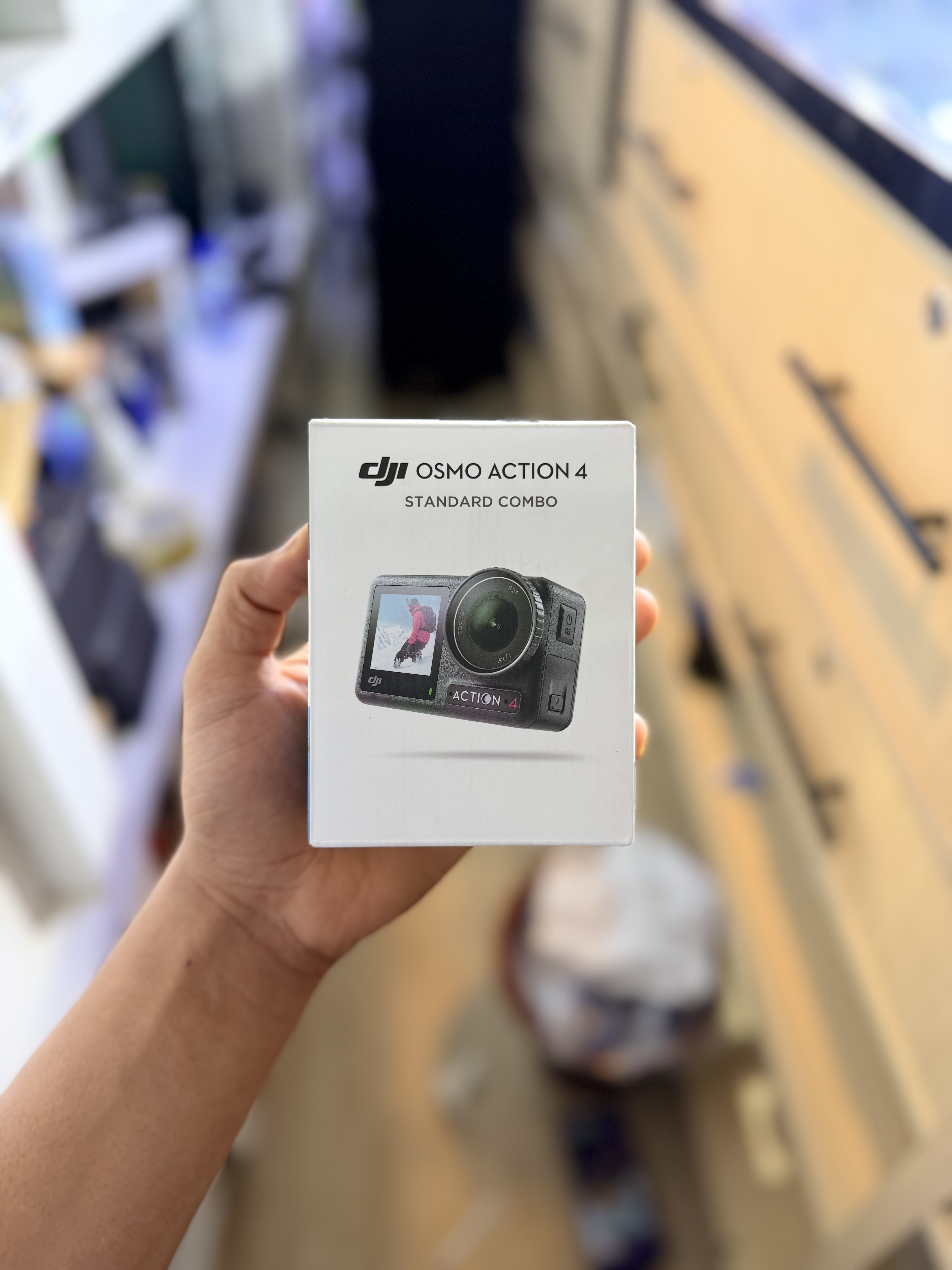 DJI OSMO ACTION 4 STANDARD COMBO 