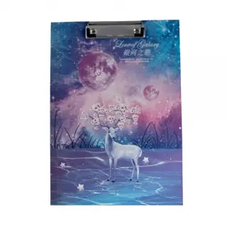 Clipboard A4 simplu, model cerb, pentru fete, cu rigla de 30cm pe lateral