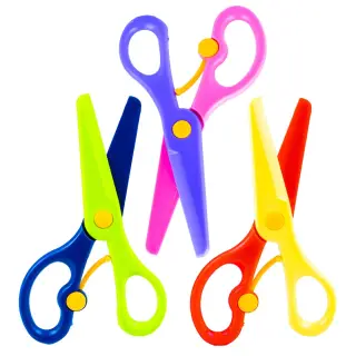 Foarfeca din plastic, 130 mm, 3 culori