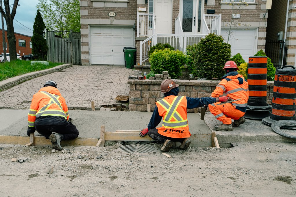 Eglinton & Caledonia — Sidewalk, Curb & Concrete Base Repair — photo 8