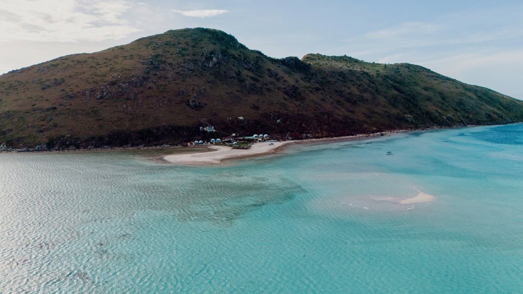 Secret Island Kite Camp