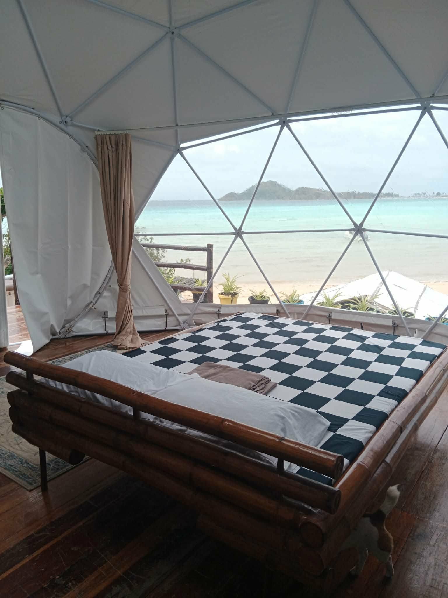 Lux Dome 1