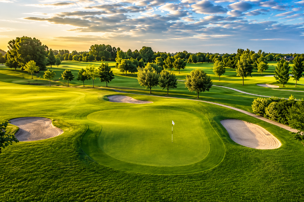 Hole 9 — Par 4