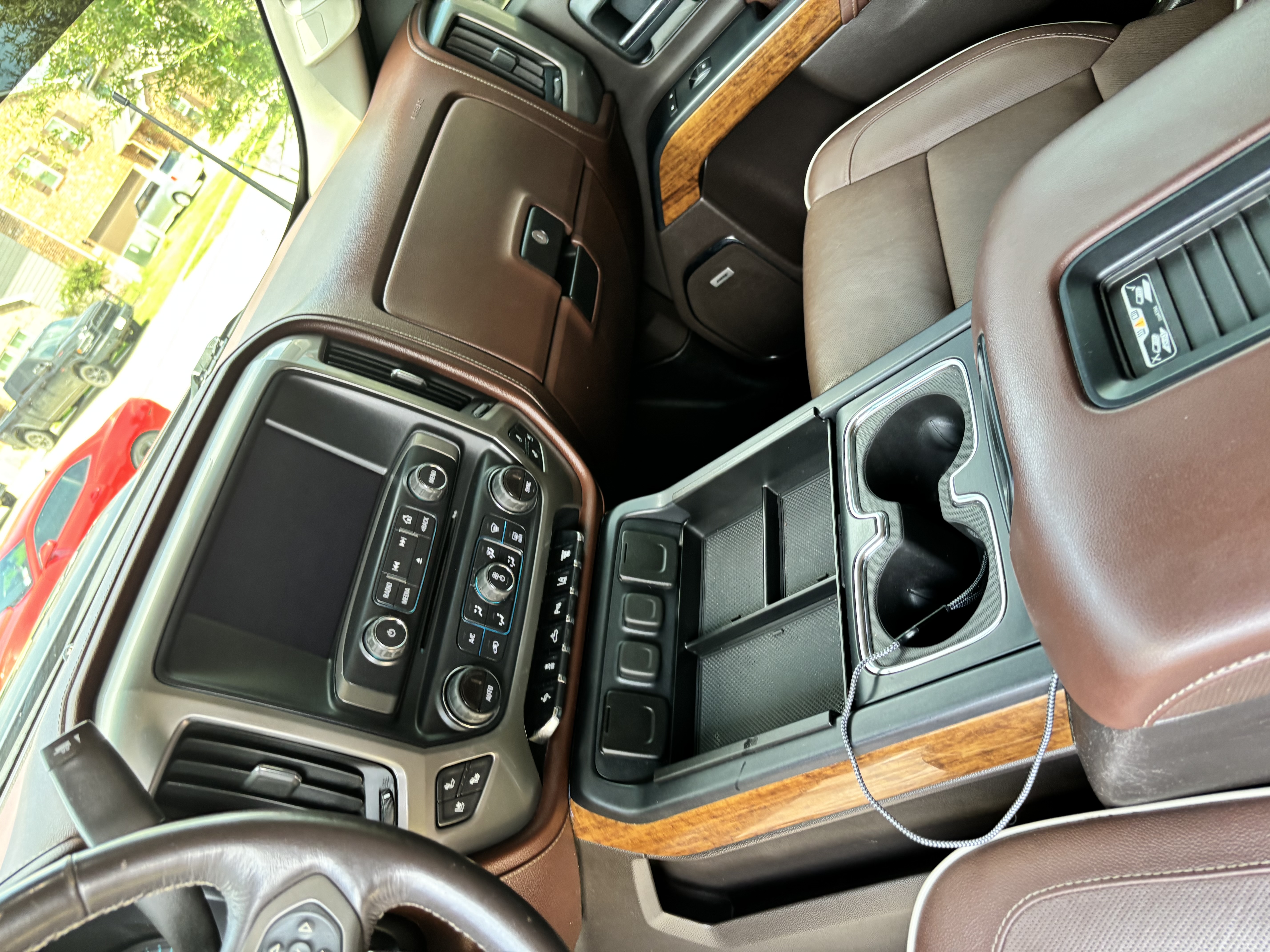 Interior dashboard and console detailing