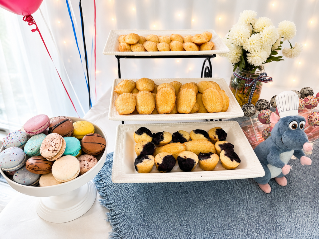 Macarons Dessert Table