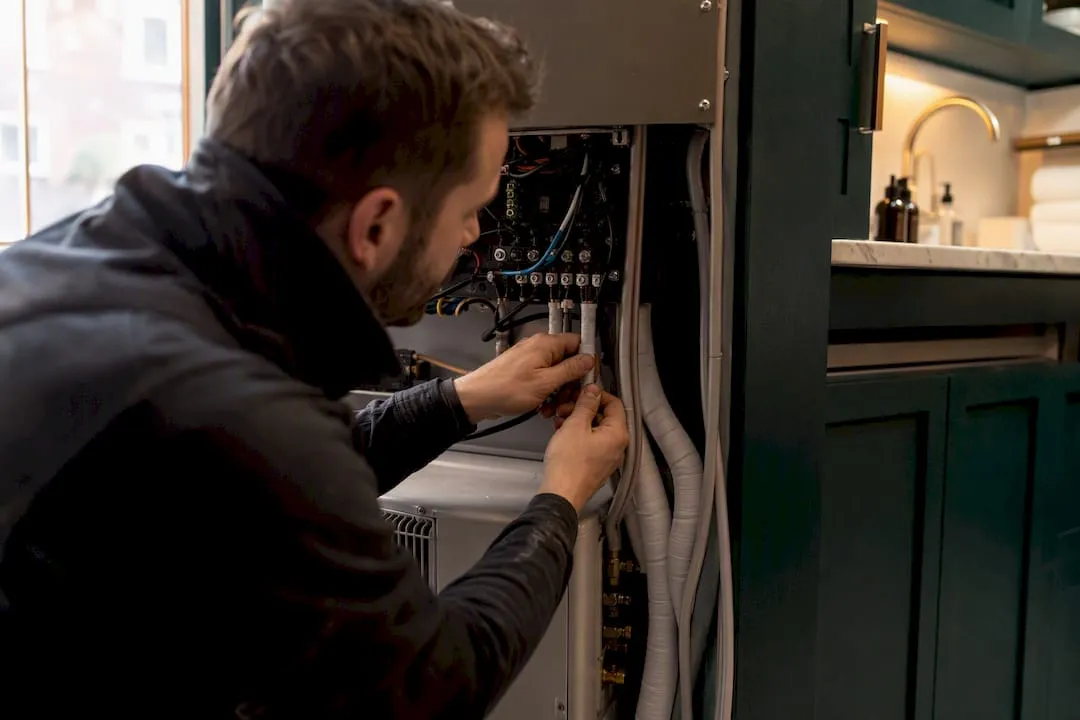 £1,500–£12,000: London AC Costs, Planning Risks and Fixed Quotes — RARE Plumbing London knowledge hub article