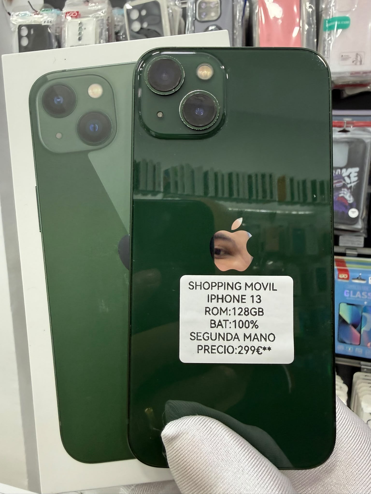 Apple iPhone 13