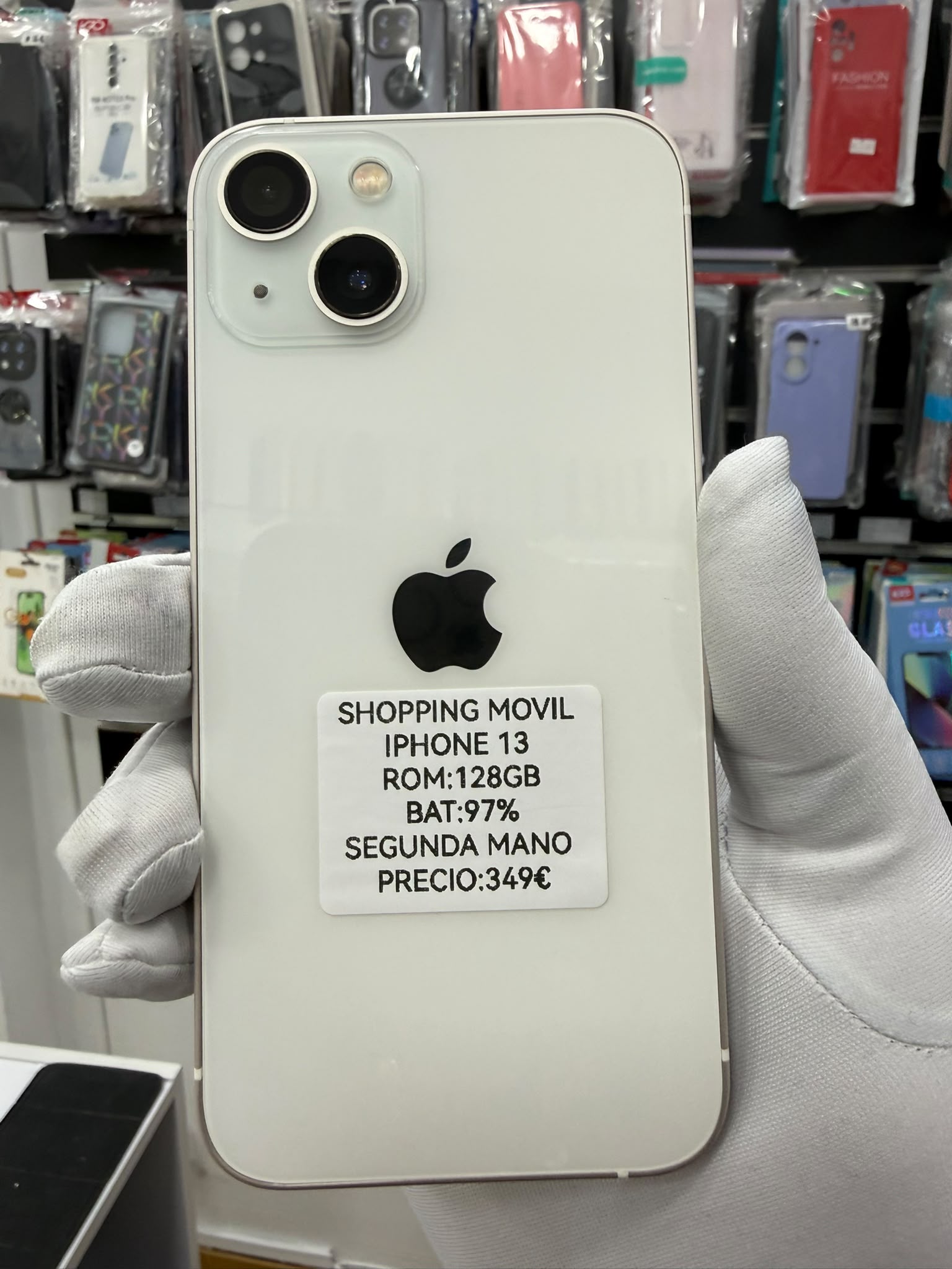 Apple iPhone 13