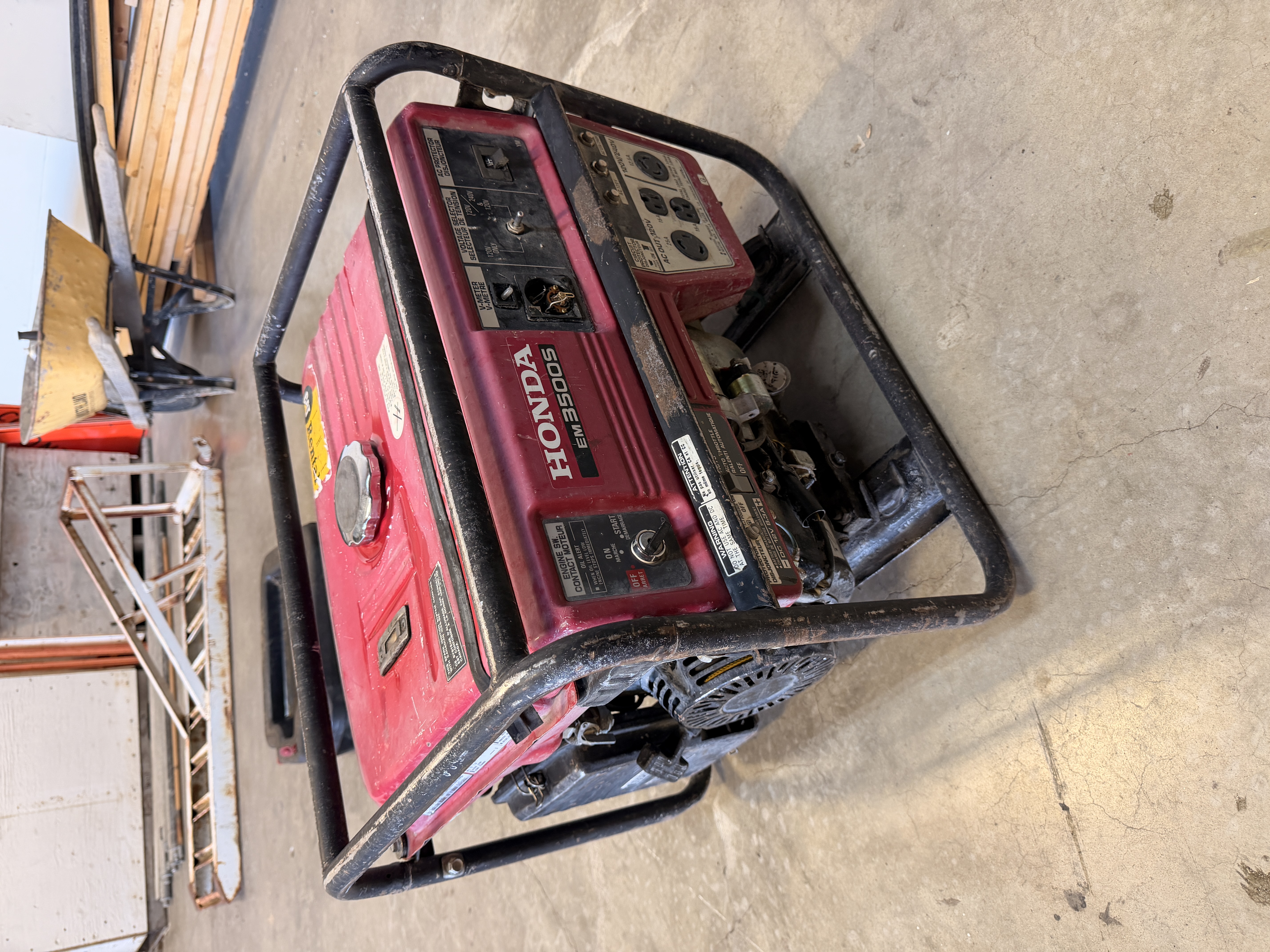 Honda EM3500S Generator available for equipment rental in Kelowna from Paradigm Concrete