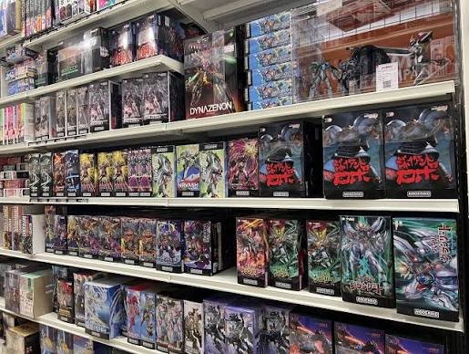 秋葉原のフィギュア・トレーディングカード店
