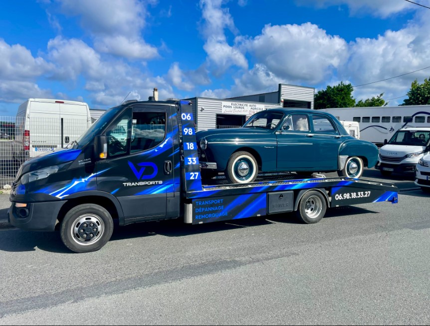 Transport d'une voiture de collection par VD Transports