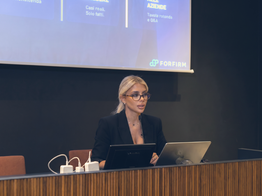 Speaker presenting at FORFIRM AI Talks