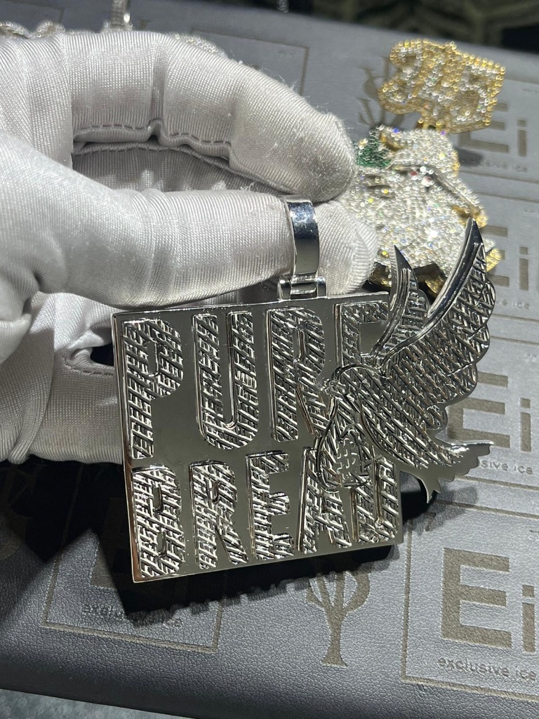 Exclusive Ice piece 3