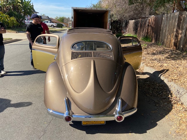 Rear view — copper custom unloaded on the street