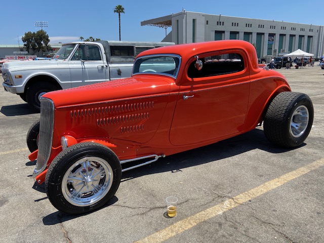 Rat rod #13 profile — fully slammed, real patina on the lot