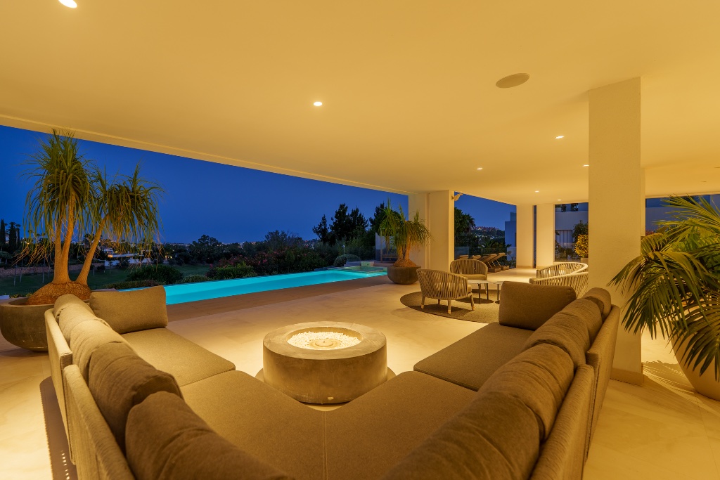 LEO 21B | Luxury Frontline Golf Villa for Sale in Nueva Andalucía, Marbella | Contemporary 5-Bedroom Villa with Infinity Pool - Image 31