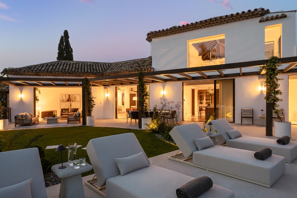 Villa Kumo | Exceptional Contemporary Luxury Villa for Sale in El Herrojo, La Quinta, Benahavís, Marbella - Image 12