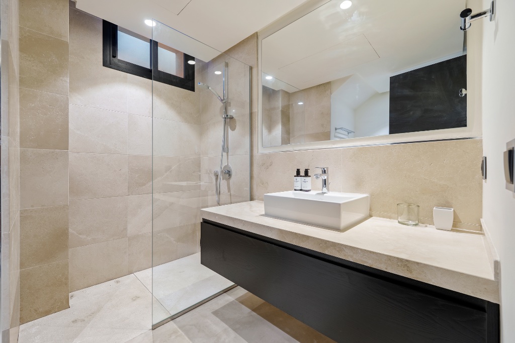Los Olivos 2 – Contemporary Luxury Villa in Nueva Andalucía - Image 29
