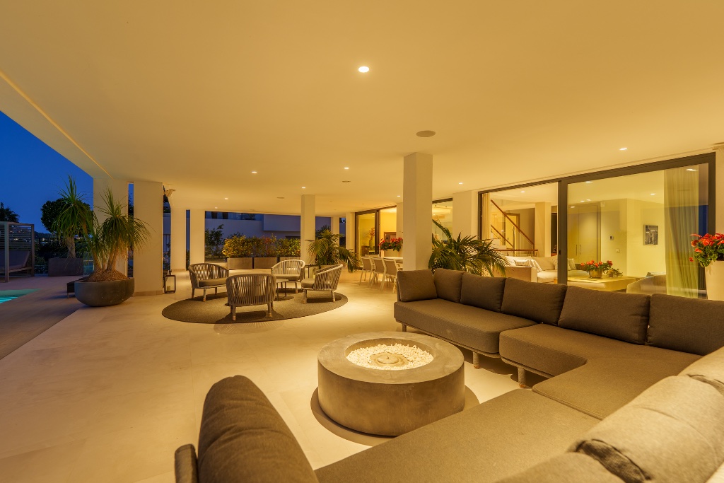 LEO 21B | Luxury Frontline Golf Villa for Sale in Nueva Andalucía, Marbella | Contemporary 5-Bedroom Villa with Infinity Pool - Image 32