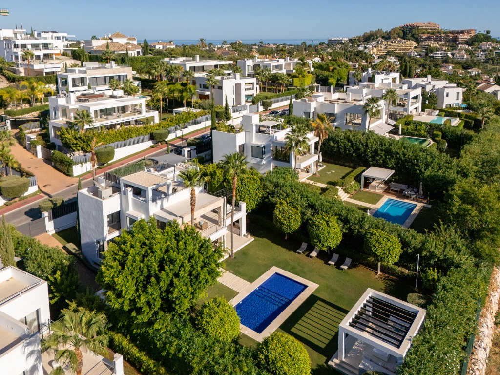 Los Olivos 2 – Contemporary Luxury Villa in Nueva Andalucía - Image 51