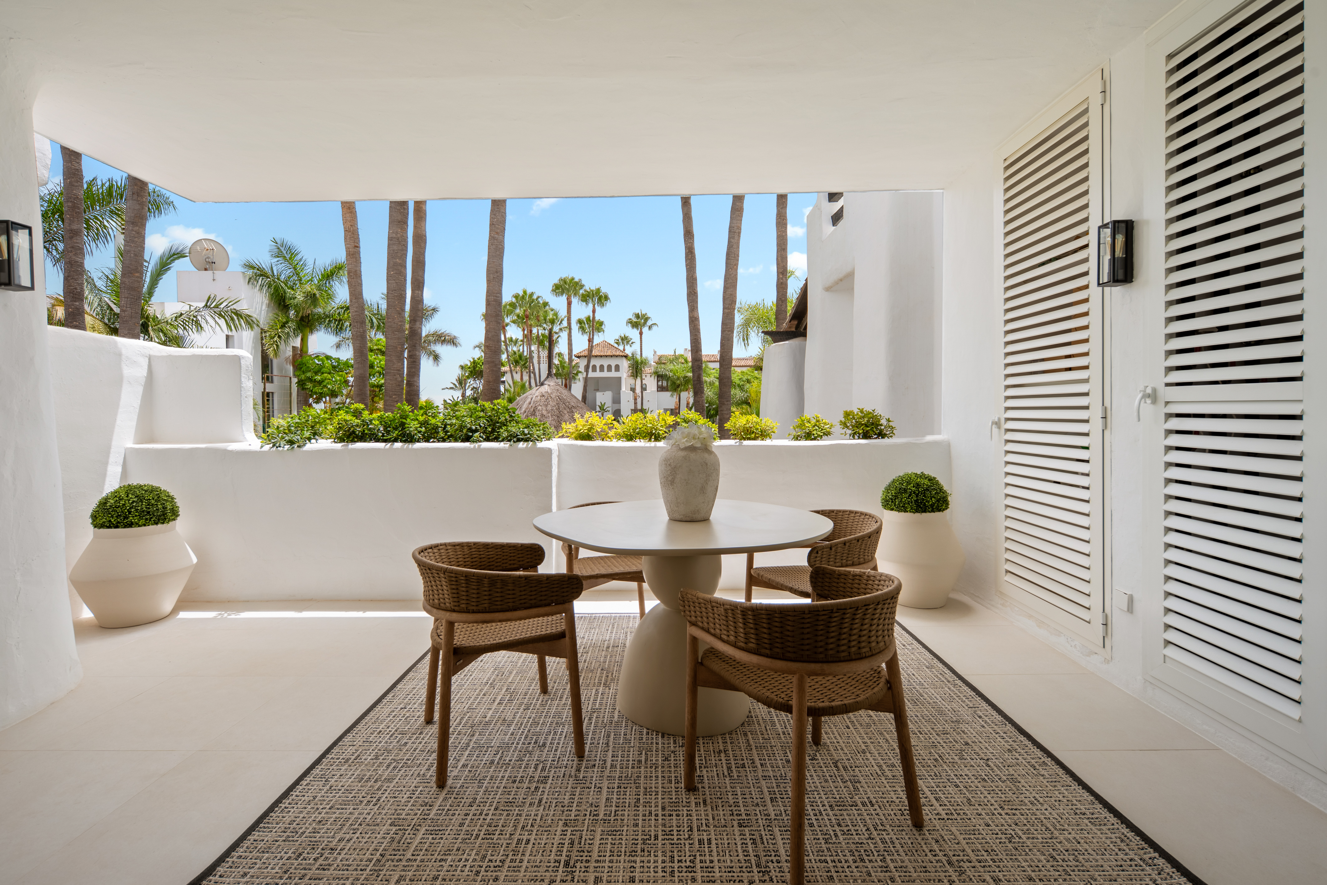Luxury Apartment for Sale in Puente Romano – Marbella Golden Mile - Image 9