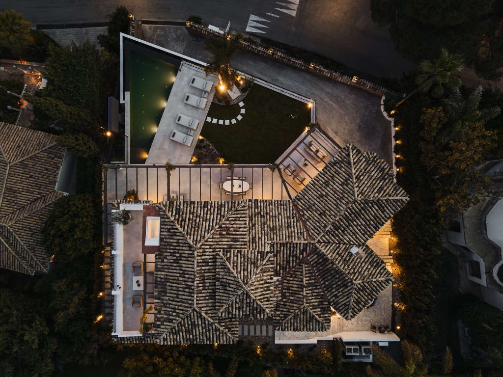 Villa Kumo | Exceptional Contemporary Luxury Villa for Sale in El Herrojo, La Quinta, Benahavís, Marbella - Image 18