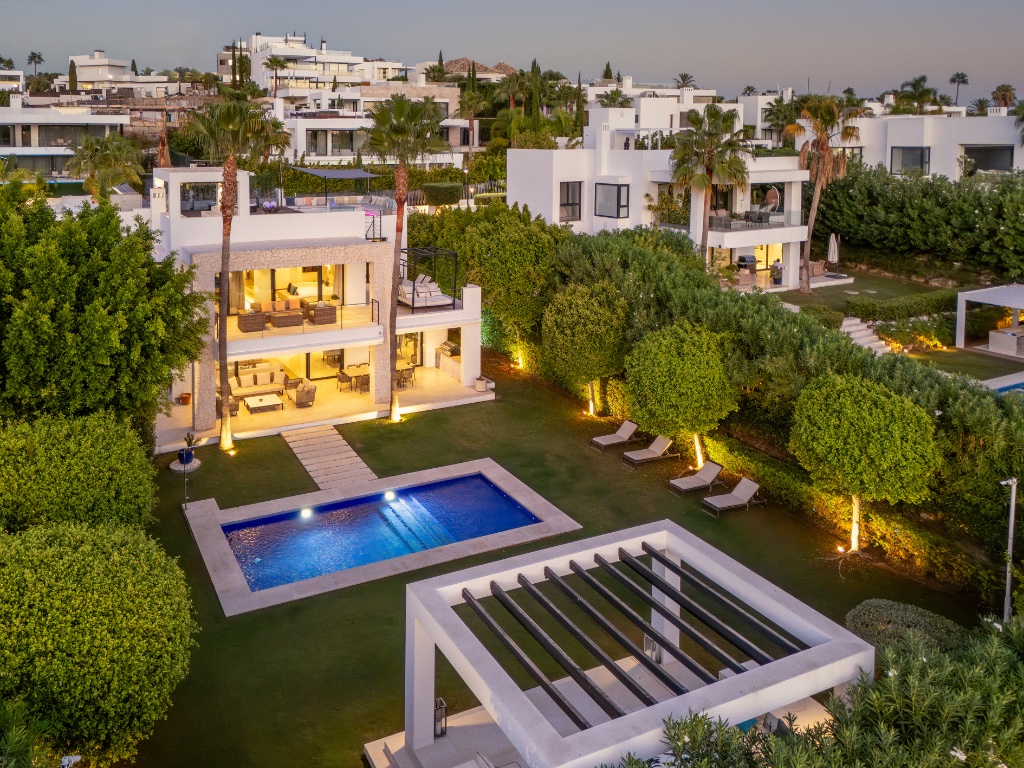 Los Olivos 2 – Contemporary Luxury Villa in Nueva Andalucía - Image 55