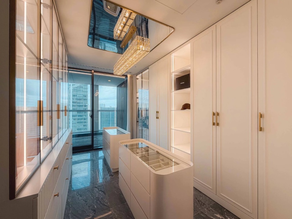 Luxury Apartment Andaz Tokyo 39F City Views - Image 5