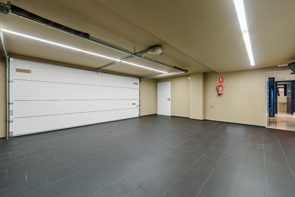 Los Olivos 2 – Contemporary Luxury Villa in Nueva Andalucía - Image 34