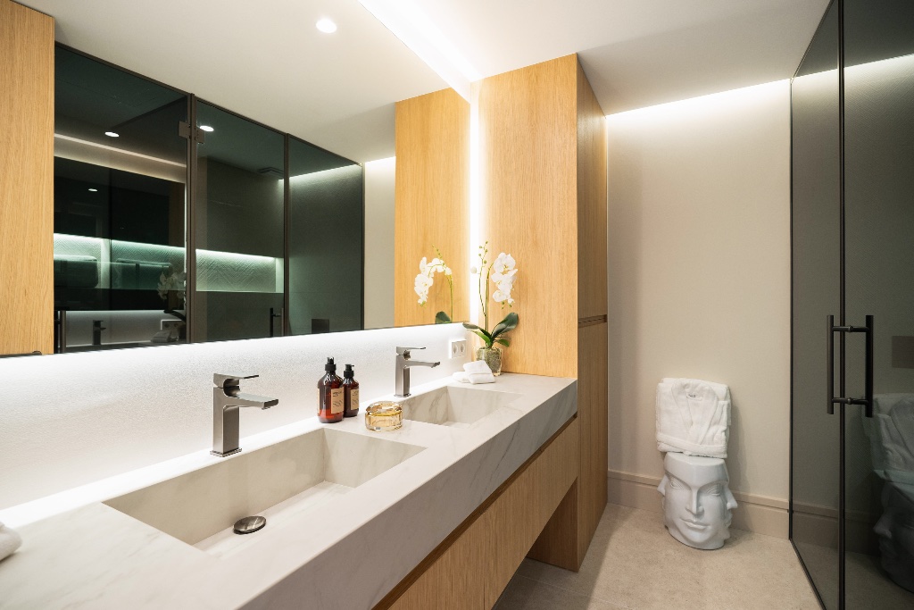 Luxury Marina-Front Apartment for Sale in Puerto Banús, Marbella | The Address - Image 39