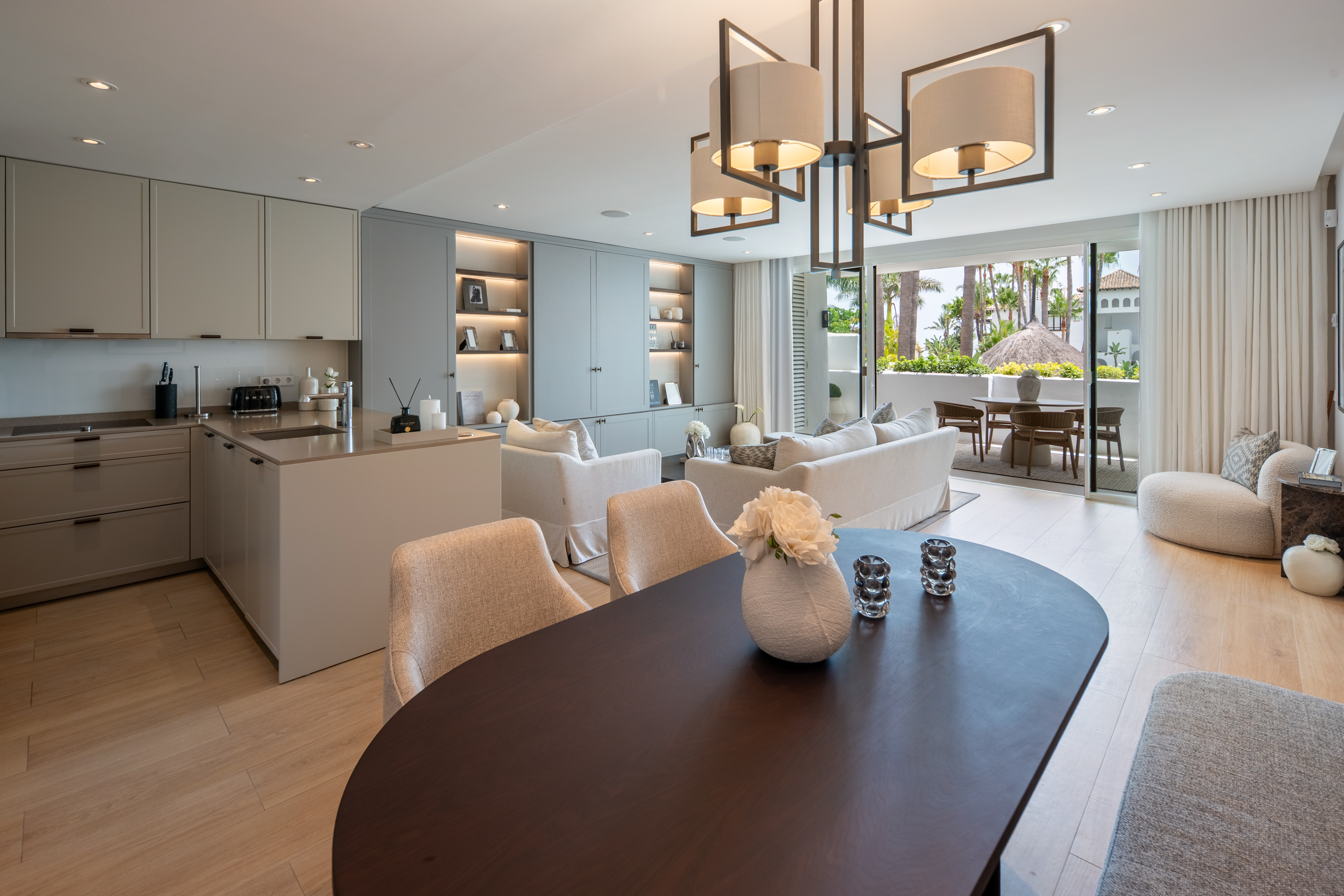 Luxury Apartment for Sale in Puente Romano – Marbella Golden Mile - Image 2