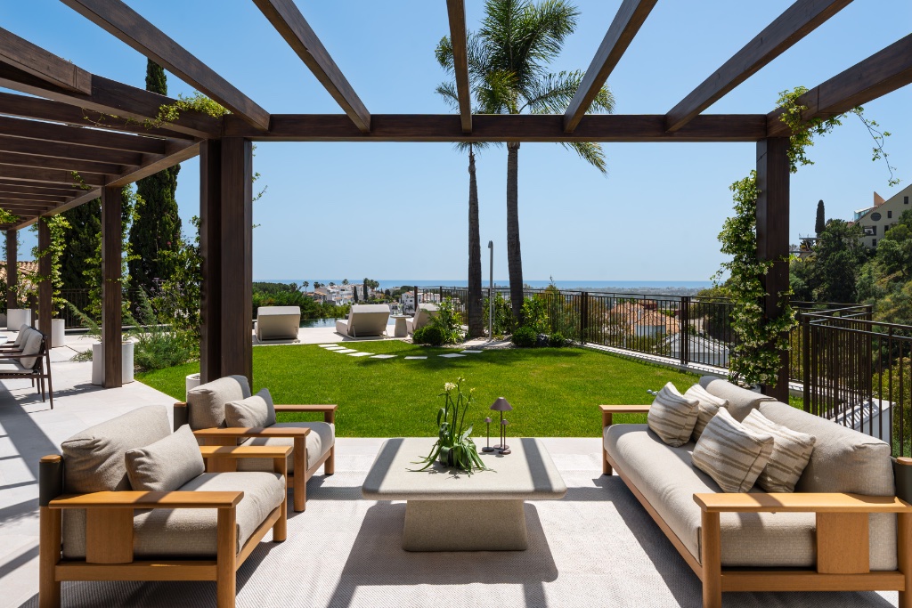 Villa Kumo | Exceptional Contemporary Luxury Villa for Sale in El Herrojo, La Quinta, Benahavís, Marbella - Image 4