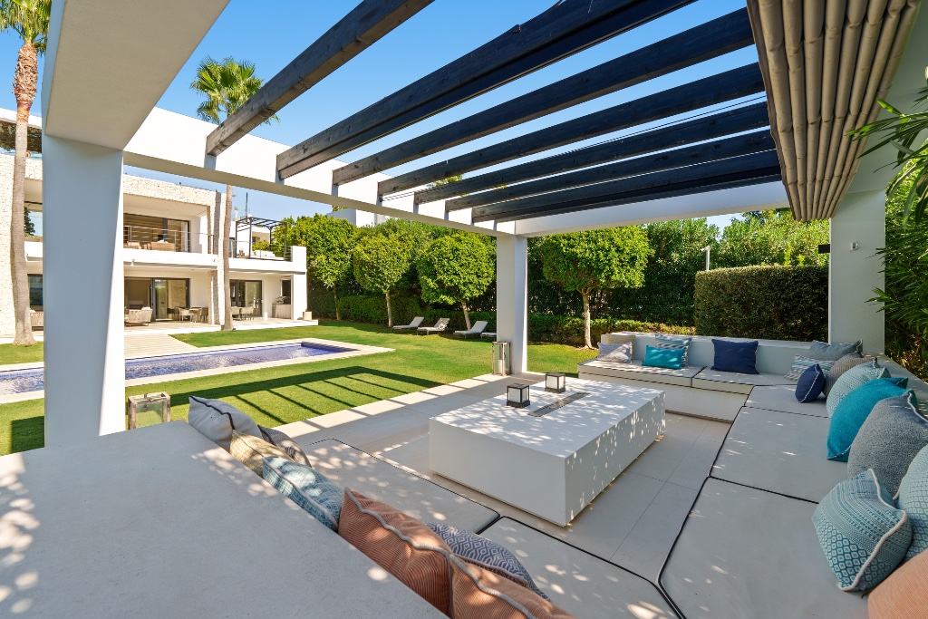 Los Olivos 2 – Contemporary Luxury Villa in Nueva Andalucía - Image 25